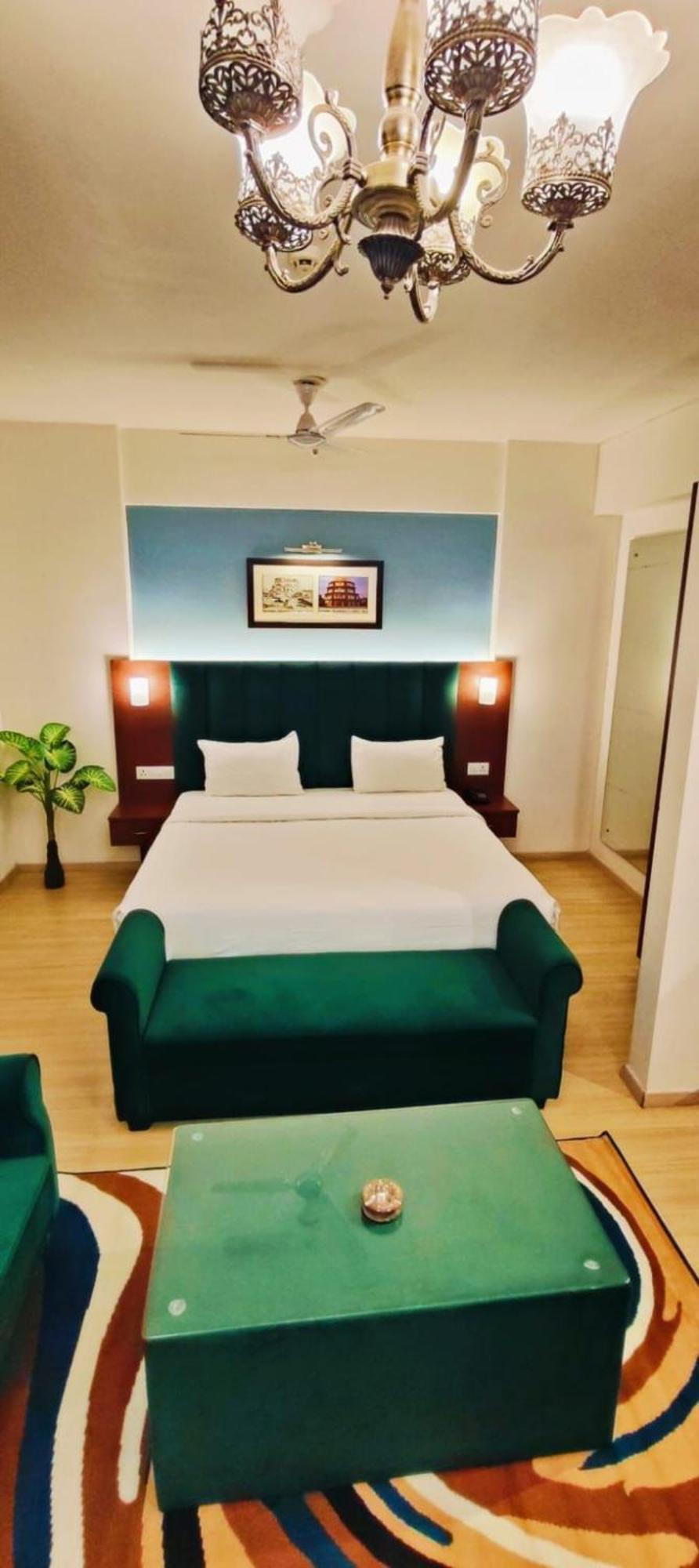 The Grace Residency - Gomtinagar, Lucknow Aparthotel Exterior foto